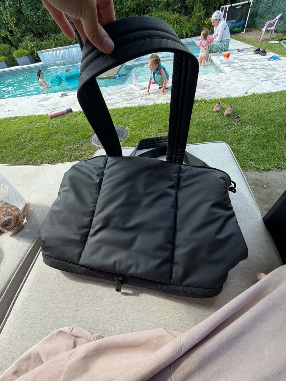Quince Water Repellent Puff Expandable Tote Bag black NEW W/ tags fast2ship - Picture 8 of 9